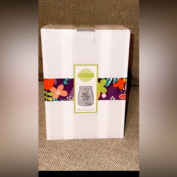 NWT SCENTSY Life is what you make it full size fragrance wax melt warmer - Picture 2 of 2